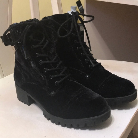 Guess Shoes - Guess velvet boots